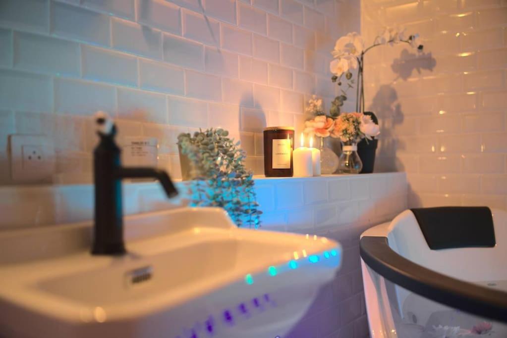 luxury room jacuzzi centre ville haut de gamme Mulhouse Extérieur photo
