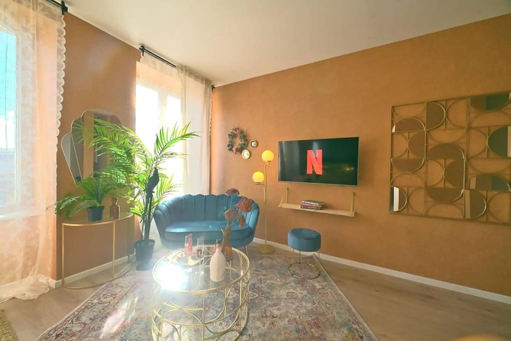 luxury room jacuzzi centre ville haut de gamme Mulhouse Extérieur photo