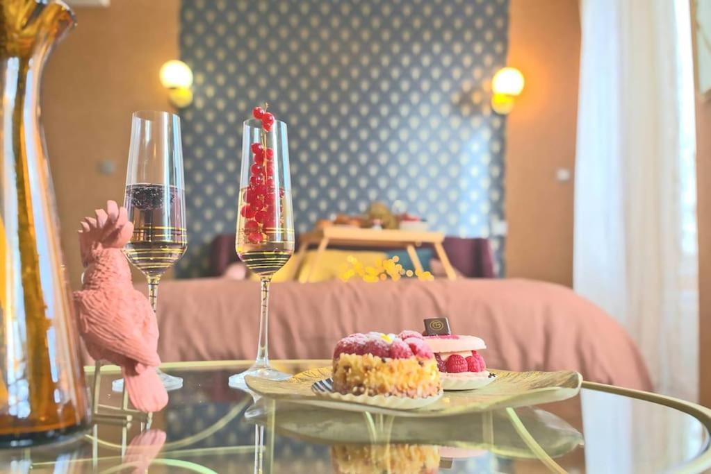 luxury room jacuzzi centre ville haut de gamme Mulhouse Extérieur photo